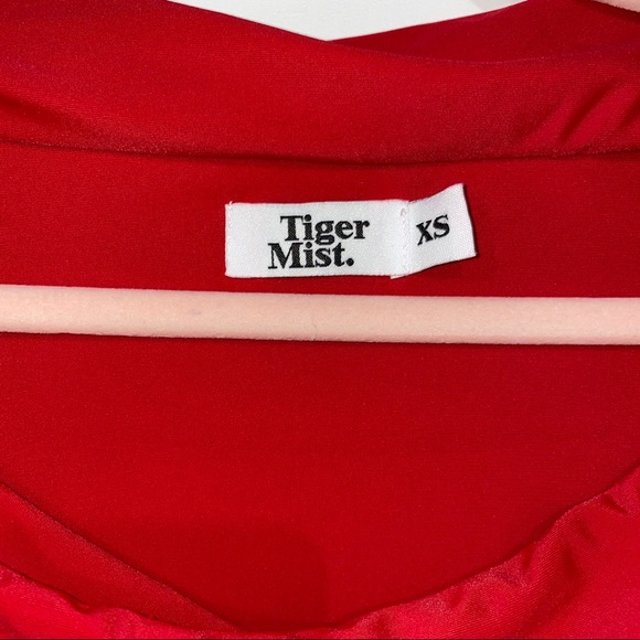 Move Over Off the Shoulder Body-Con Dress - Picture 7 of 7